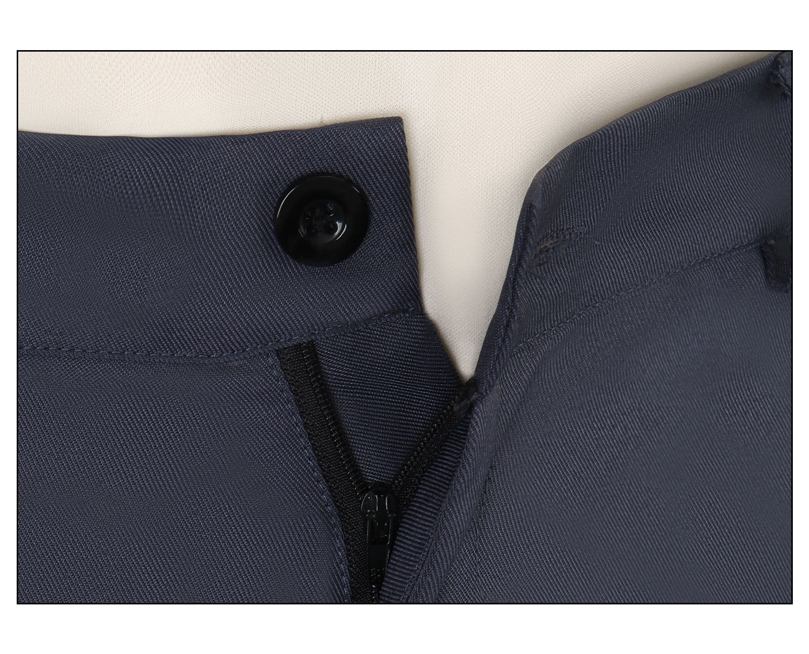 Little Nightmares 3 Cosplay Costume - Low as The Runaway for Halloween - Coscosmos Little Nightmares 3 Cosplay Costume - Low as The Runaway for Halloween - Coscosmos