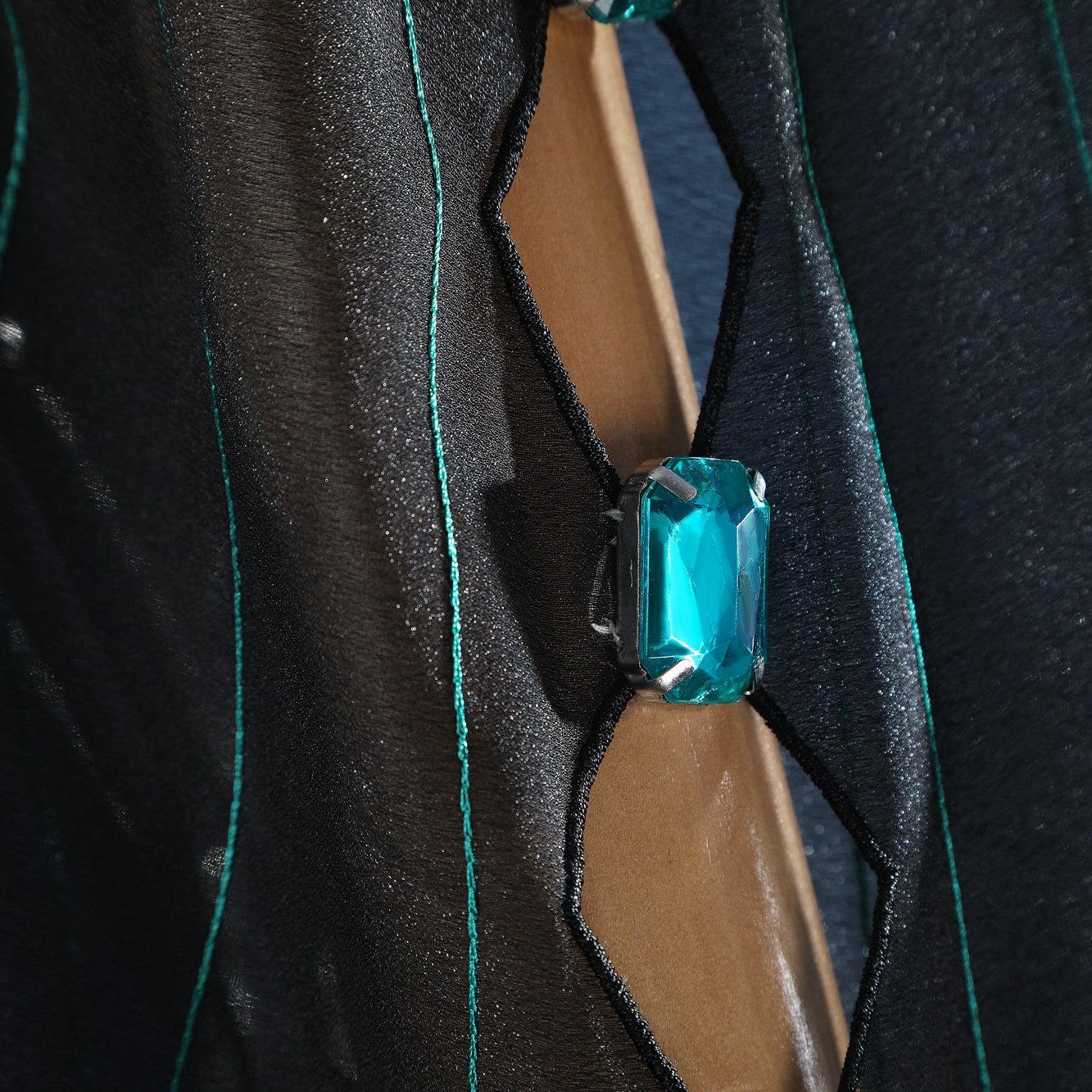 Authentic cosplay costume of Jelena, the meticulous butler sinner with metal - manipulating abilities from the game Path to Nowhere. - Coscosmos