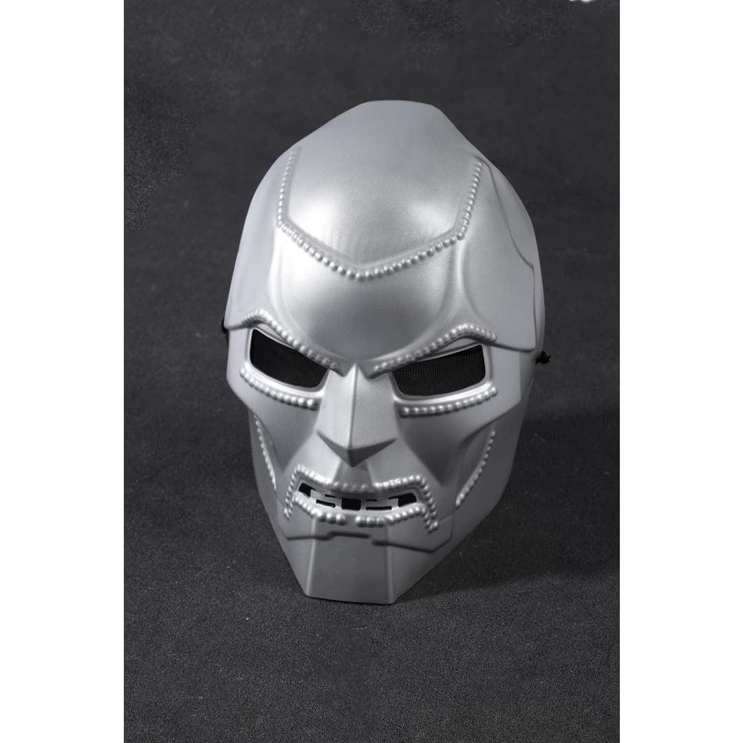 Avengers: Doomsday Doctor Doom Cosplay Costume - Coscosmos