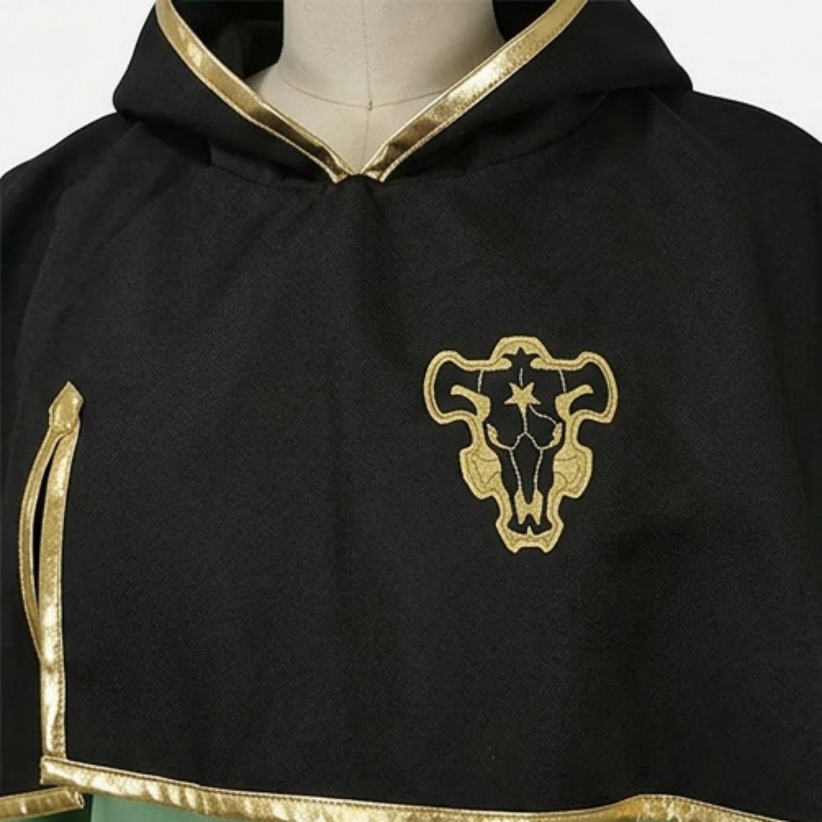 Black Clover Luck Voltia Cosplay Costume - Coscosmos