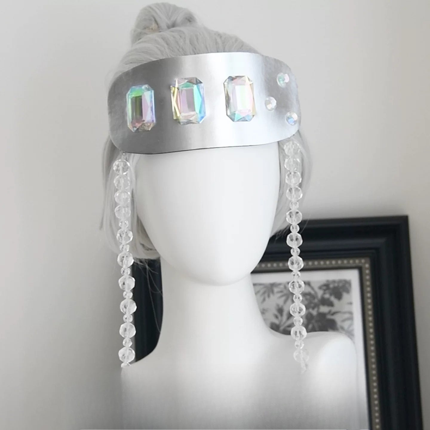 Demon Slayer: Kimetsu no Yaiba Tengen Uzui Sound Hashira Headdress Cosplay Prop, High Quality Costume Accessory - Coscosmos
