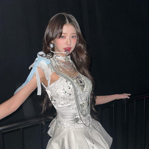 Elegant White Stage Performance Outfit - IVE Jang Wonyoung Inspired Jazz Dance Costume Set - Coscosmos