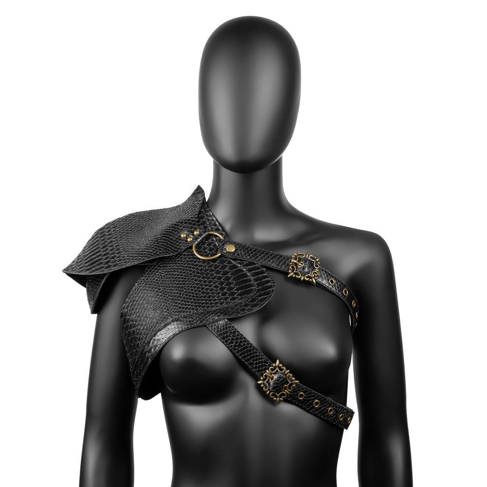 European Punk Armor Women's Shoulder Vest Halloween Cosplay Cape - Female Knight Costume - Coscosmos