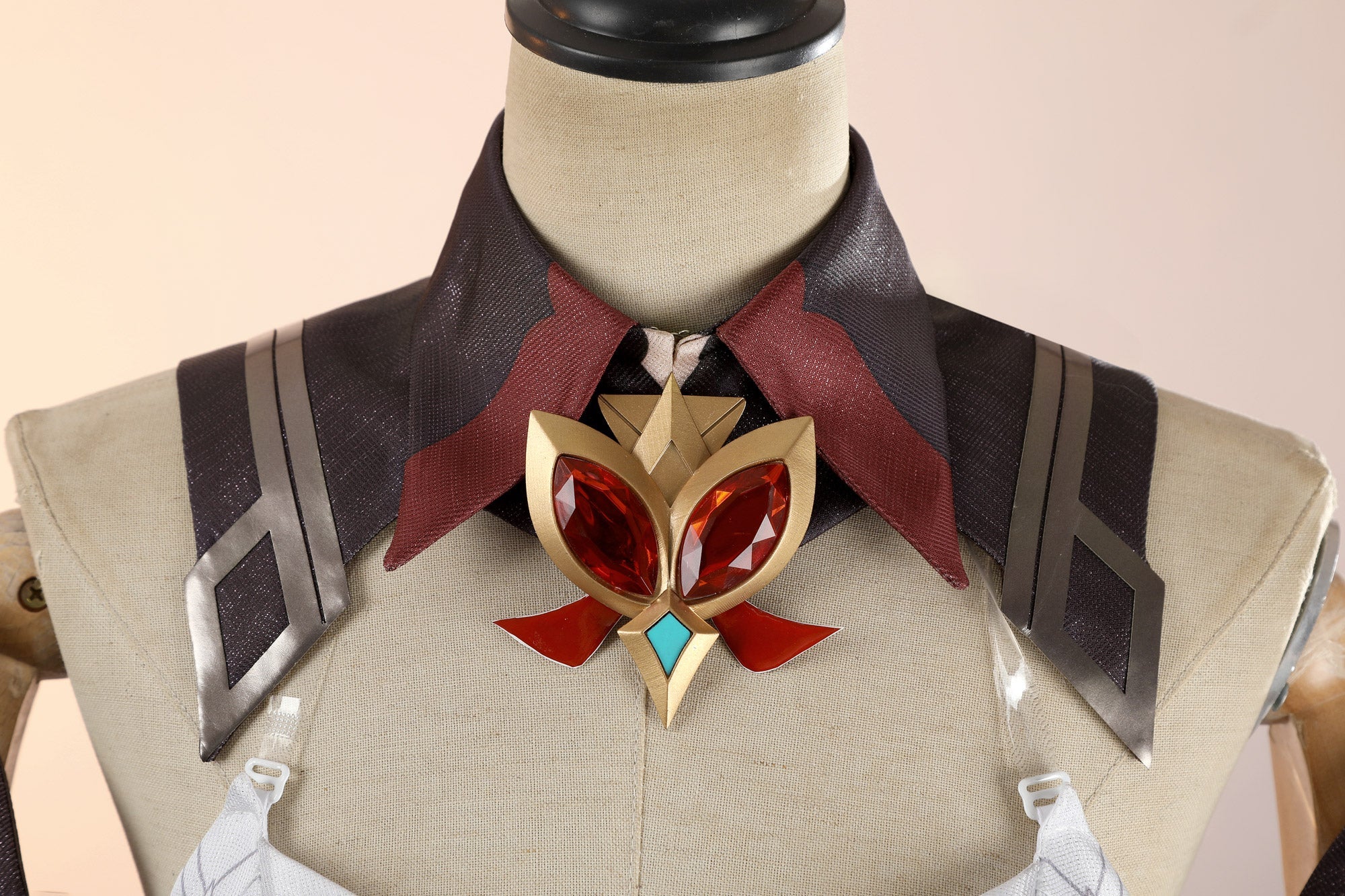 Genshin Impact Alice Full Character Outfit Set Cosplay Costume with Accessories - Coscosmos