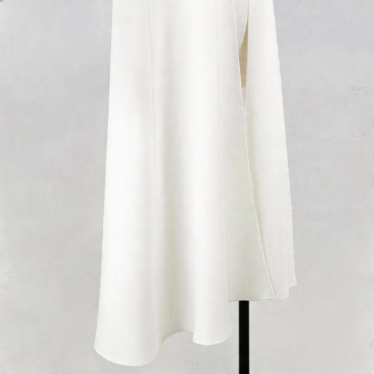 Re:ZERO - Starting Life in Another World - Emilia Cape Cosplay Costume for Anime Fans - Coscosmos