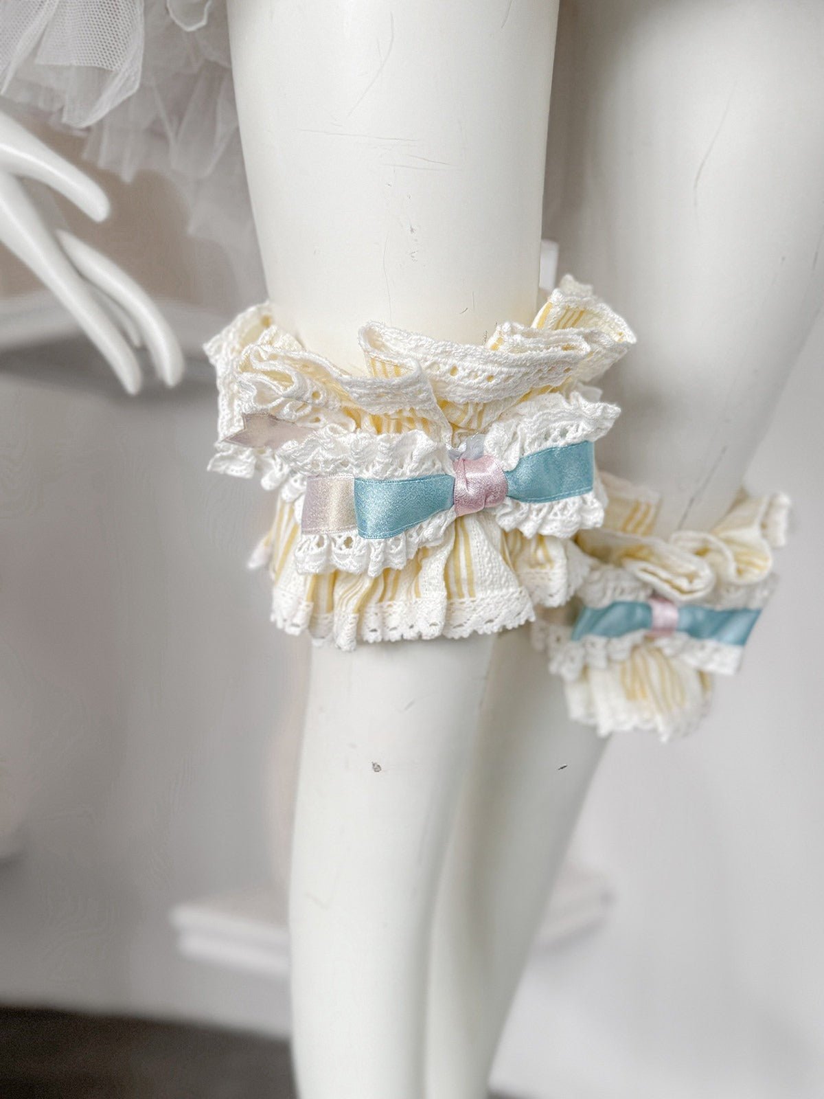 Ribbon Dance Melody: Girl's Garden Party Off - the - Shoulder Feather Sequin Mini Dress - Performance Costume, Birthday Party Outfit, Elegant Gown - Coscosmos