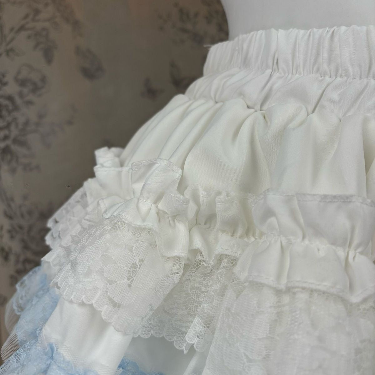 Sweet Lace Cake Lolita Dress 2026 Slim French Puff Short Skirt - Coscosmos